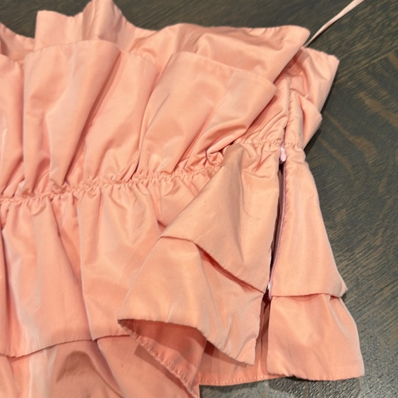 Pre-Owned Zara strapless pink ruffle top. Size L - Picture 6 of 6